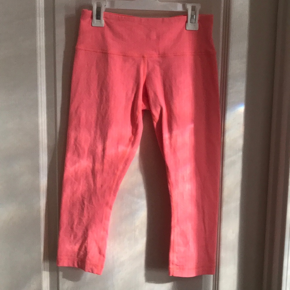 Lululemon Orange/ pink crops, like new